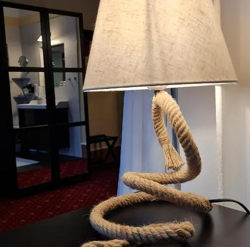 ホテル ドミツィル エアフルト